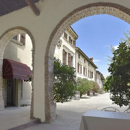 Corte Marzago Фермерский дом